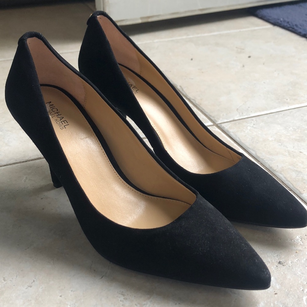 Michael Kors suede Keke mid pump